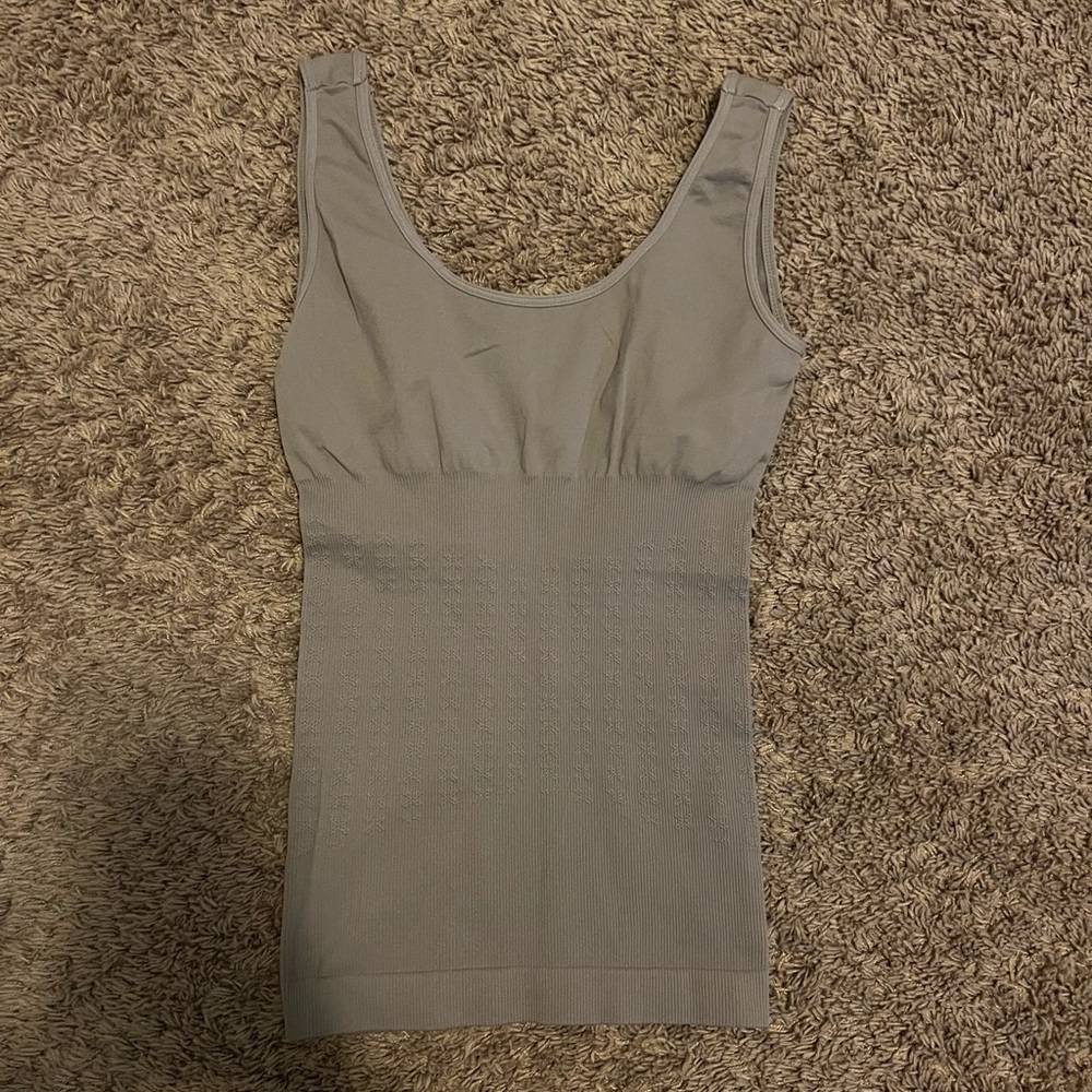 Women’s tank top (shape wear)